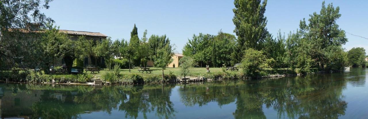 Bed and Breakfast Mas Le Pont des Aubes LʼIsle-sur-la-Sorgue Exterior foto