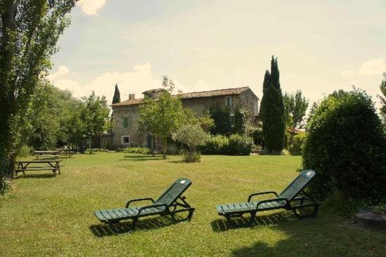 Bed and Breakfast Mas Le Pont des Aubes LʼIsle-sur-la-Sorgue Exterior foto