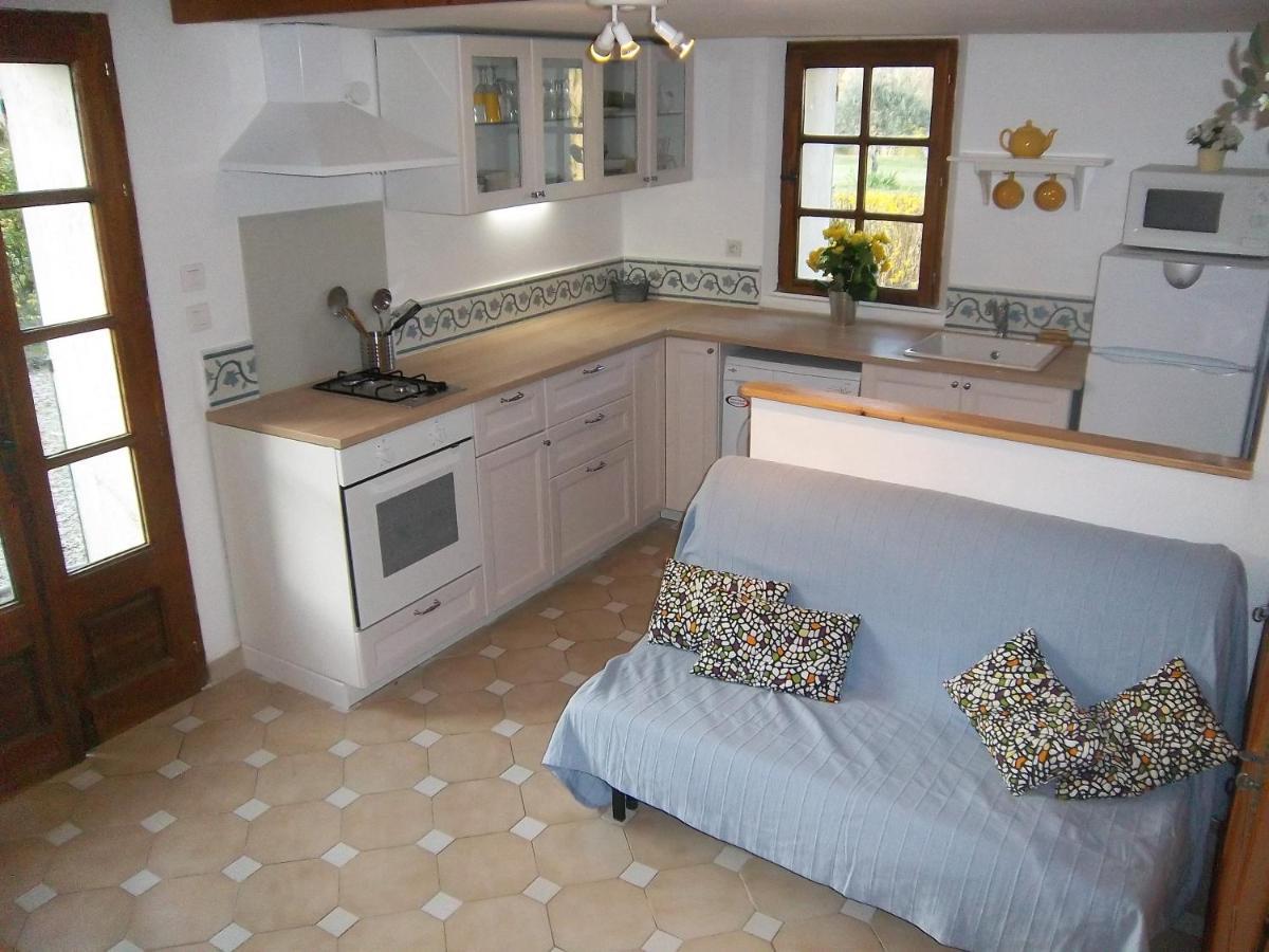 Bed and Breakfast Mas Le Pont des Aubes LʼIsle-sur-la-Sorgue Exterior foto