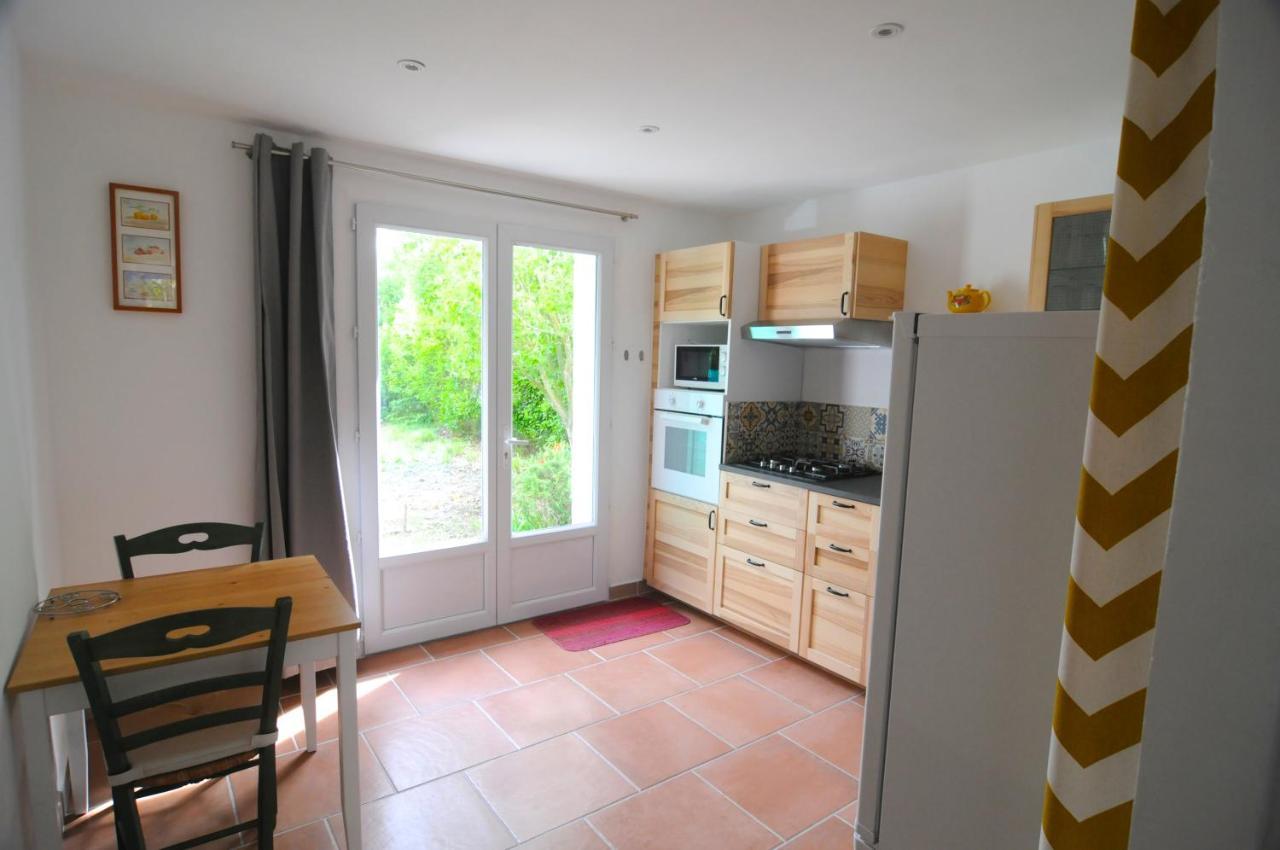 Bed and Breakfast Mas Le Pont des Aubes LʼIsle-sur-la-Sorgue Exterior foto