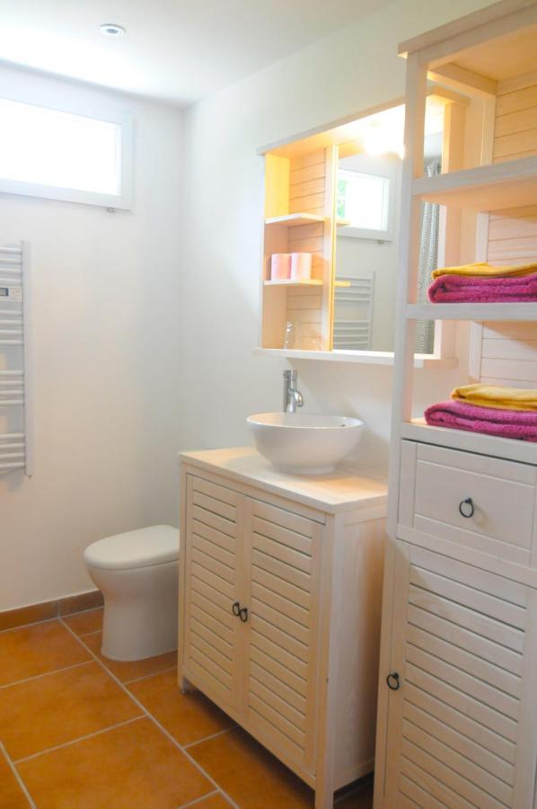 Bed and Breakfast Mas Le Pont des Aubes LʼIsle-sur-la-Sorgue Exterior foto