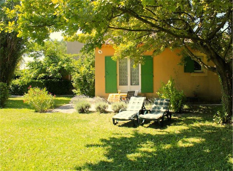 Bed and Breakfast Mas Le Pont des Aubes LʼIsle-sur-la-Sorgue Exterior foto